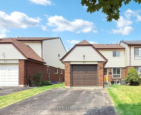 Photo 2 at 92 Purvis Crescent, Malvern, Toronto