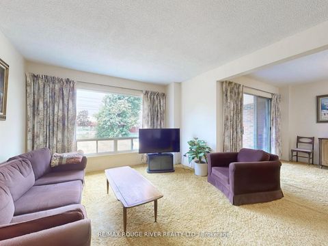 Photo 5 at 92 Purvis Crescent, Malvern, Toronto
