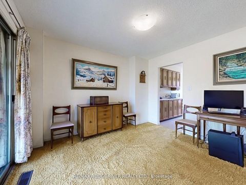 Photo 7 at 92 Purvis Crescent, Malvern, Toronto