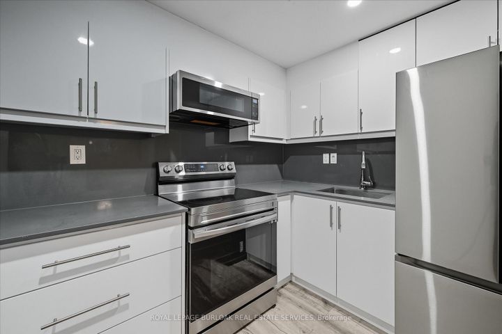 Photo 31 at 568 Dynes Road, Roseland, Burlington