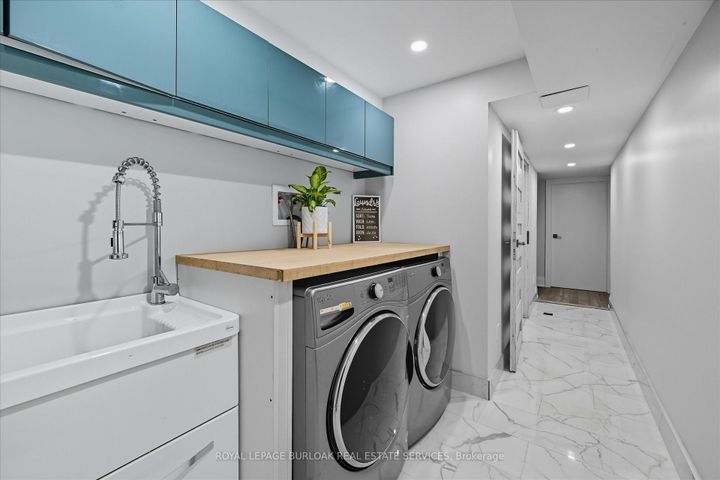 Photo 34 at 568 Dynes Road, Roseland, Burlington