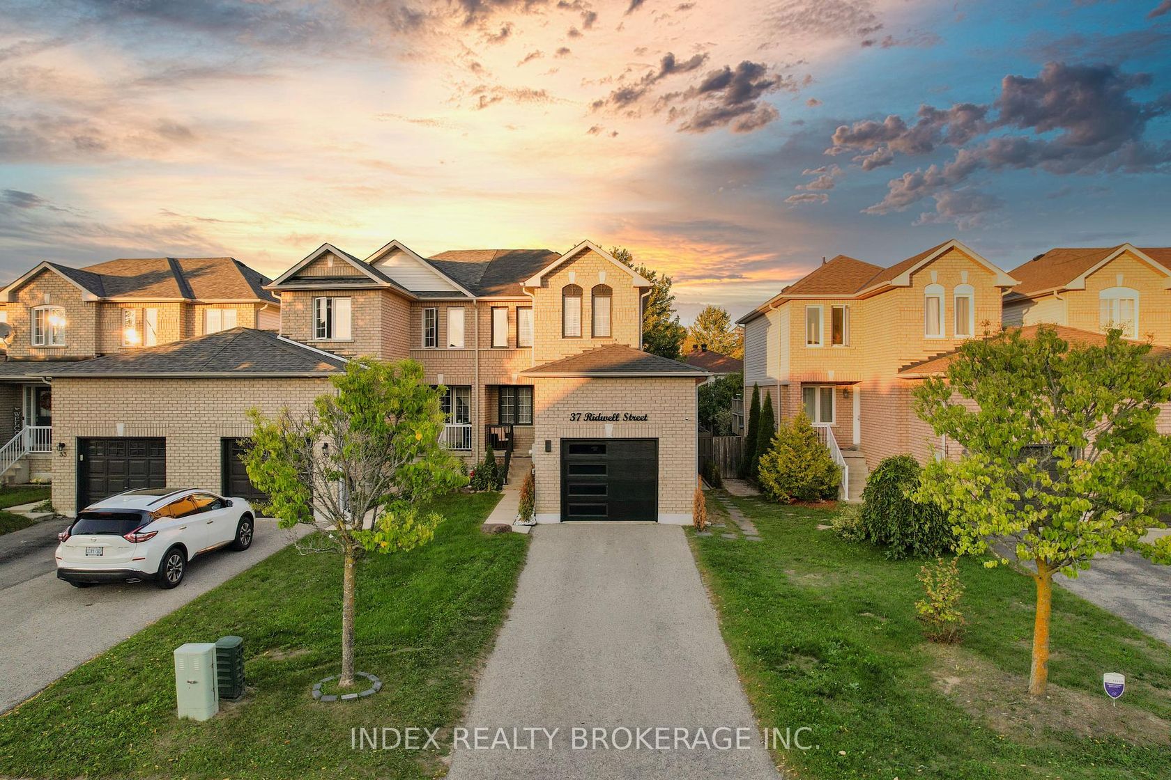 37 Ridwell Street, Edgehill Drive, Barrie photo 0