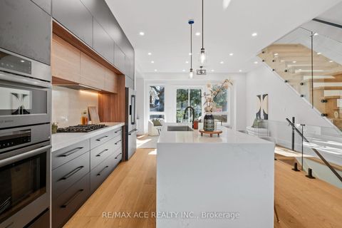 Photo 13 at 122 Warden Avenue, Cliffside, Toronto