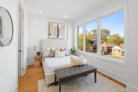 Photo 23 at 122 Warden Avenue, Cliffside, Toronto