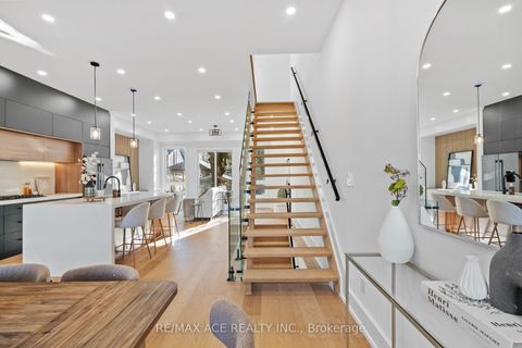 Photo 32 at 122 Warden Avenue, Cliffside, Toronto