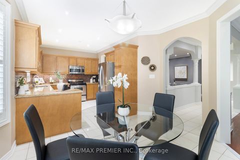 Photo 18 at 64 Leameadow Road, Patterson, Vaughan Photo 18 at 64 Leameadow Road, Patterson, Vaughan