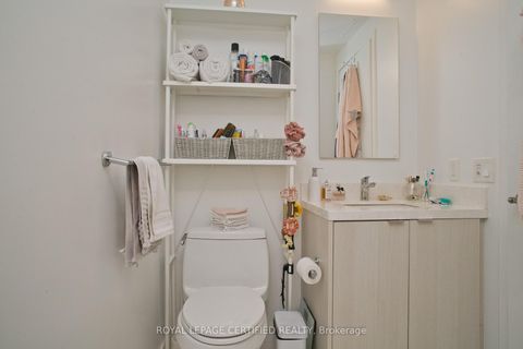 Photo 15 at 1905 - 125 Blue Jays Way, Bay Street Corridor, Toronto Photo 15 at 1905 - 125 Blue Jays Way, Bay Street Corridor, Toronto