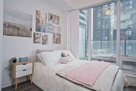 Photo 17 at 1905 - 125 Blue Jays Way, Bay Street Corridor, Toronto