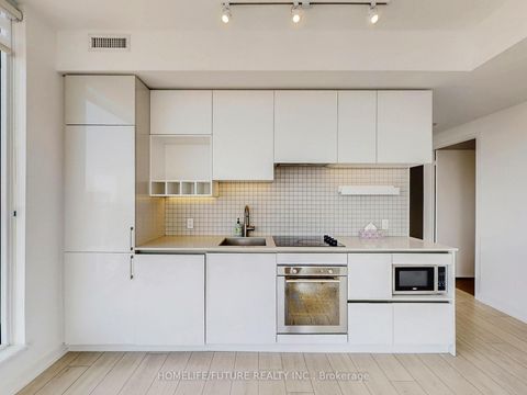 Photo 11 at 6009 - 5 Buttermill Avenue, Vaughan Corporate Centre, Vaughan