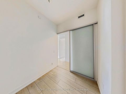 Photo 19 at 6009 - 5 Buttermill Avenue, Vaughan Corporate Centre, Vaughan