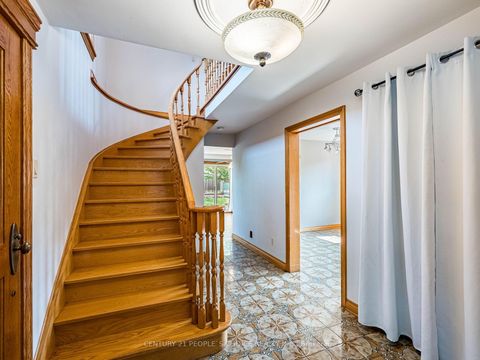 Photo 3 at 110 Houston Road, West Woodbridge, Vaughan
