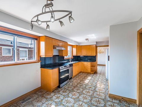 Photo 13 at 110 Houston Road, West Woodbridge, Vaughan