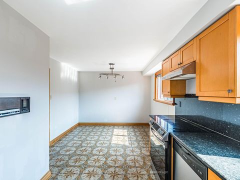 Photo 18 at 110 Houston Road, West Woodbridge, Vaughan