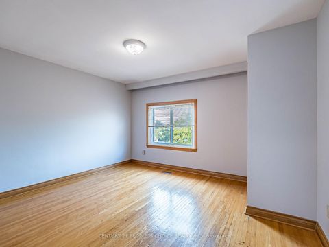 Photo 33 at 110 Houston Road, West Woodbridge, Vaughan