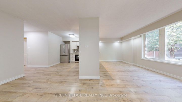 Photo 4 at 418 - 12 Douro Street, Niagara, Toronto