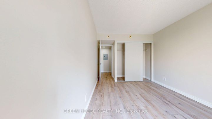 Photo 9 at 418 - 12 Douro Street, Niagara, Toronto