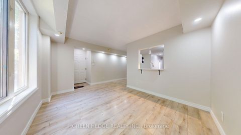 Photo 2 at 418 - 12 Douro Street, Niagara, Toronto