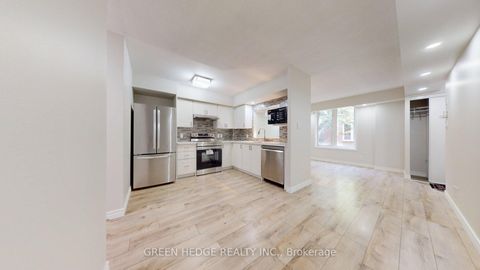 Photo 5 at 418 - 12 Douro Street, Niagara, Toronto