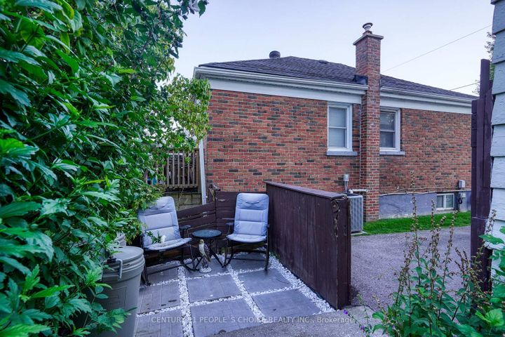 Photo 34 at 365 Division Street, O'Neill, Oshawa