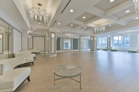 Photo 21 at 306 - 372 7 Highway E, Doncrest, Richmond Hill