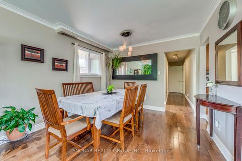 Photo 6 at 5 Earldown Drive, Richview, Toronto