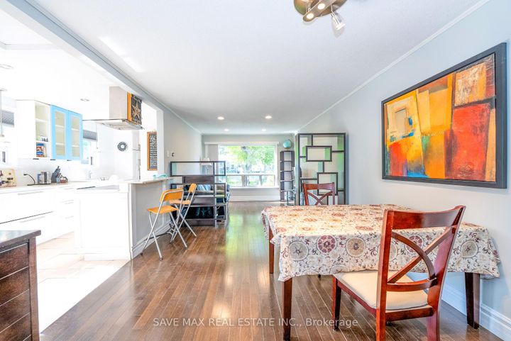 Photo 6 at 93 Archdekin Drive, Queen Street Corridor, Brampton