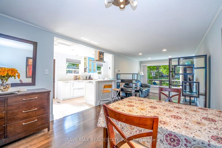Photo 7 at 93 Archdekin Drive, Queen Street Corridor, Brampton