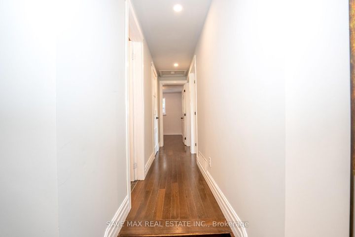 Photo 20 at 93 Archdekin Drive, Queen Street Corridor, Brampton