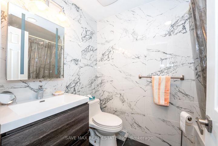 Photo 26 at 93 Archdekin Drive, Queen Street Corridor, Brampton