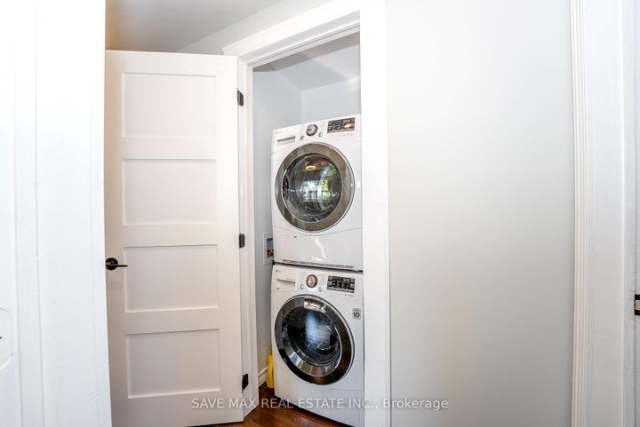 Photo 27 at 93 Archdekin Drive, Queen Street Corridor, Brampton