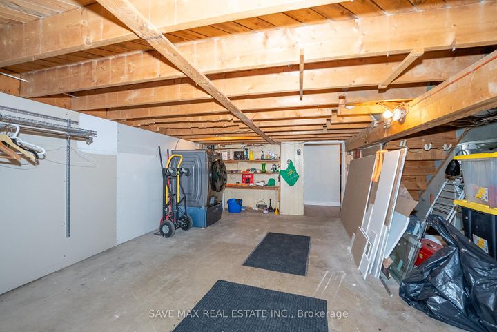 Photo 37 at 93 Archdekin Drive, Queen Street Corridor, Brampton