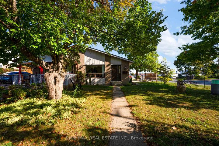 Photo 47 at 93 Archdekin Drive, Queen Street Corridor, Brampton
