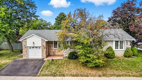 Photo 1 at 204 Jeffcoat Drive, Clairville, Toronto