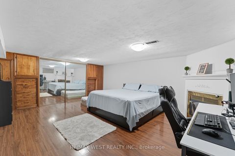 Photo 24 at 204 Jeffcoat Drive, Clairville, Toronto