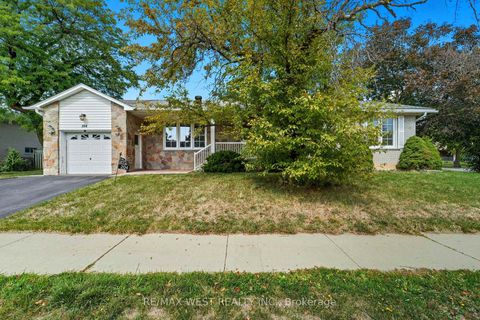 Photo 32 at 204 Jeffcoat Drive, Clairville, Toronto