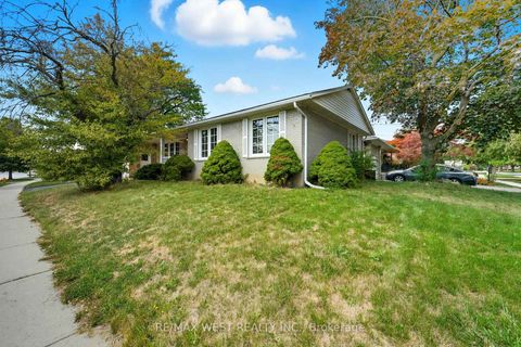 Photo 33 at 204 Jeffcoat Drive, Clairville, Toronto