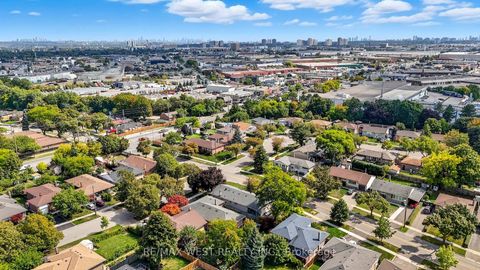 Photo 40 at 204 Jeffcoat Drive, Clairville, Toronto
