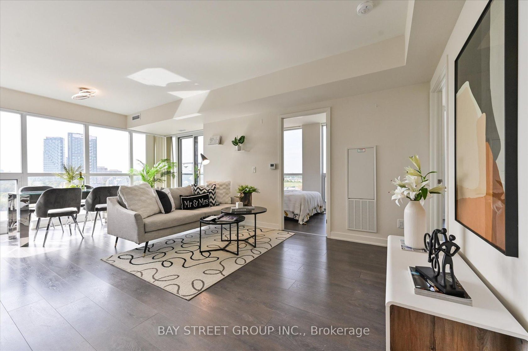 1102 - 6 Sonic Way, Flemingdon Park, Toronto 