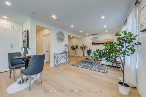 Photo 10 at 9 Berry Creek Drive, Kipling, Toronto