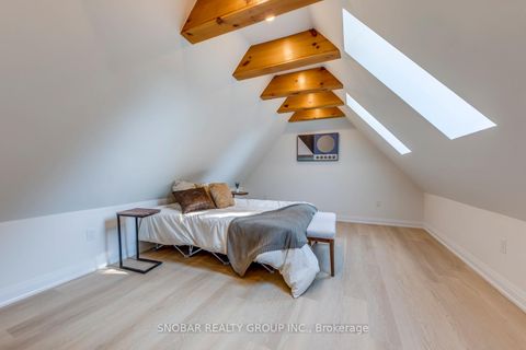 Photo 19 at 9 Berry Creek Drive, Kipling, Toronto