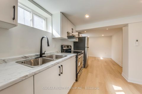 Photo 22 at 9 Berry Creek Drive, Kipling, Toronto