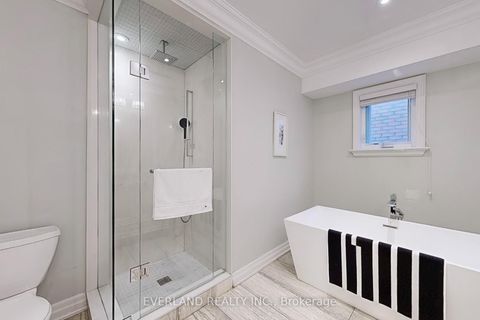 Photo 17 at 160B Finch Avenue E, Willowdale East, Toronto