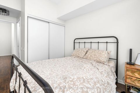 Photo 19 at 3410 - 105 The Queensway Avenue, Swansea, Toronto