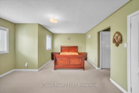 Photo 13 at 1 Vitlor Drive, Oak Ridges, Richmond Hill
