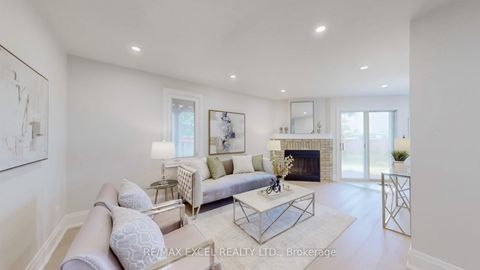Photo 7 at 80 Eagleview Crescent, Steeles, Toronto
