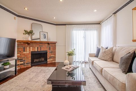 Photo 7 at 63 Holmbush Crescent, Steeles, Toronto