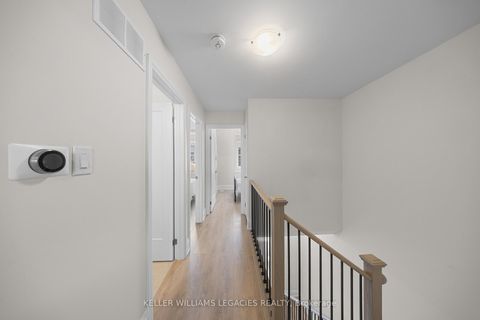 Photo 27 at 17 Kennisis Way, Maple, Vaughan