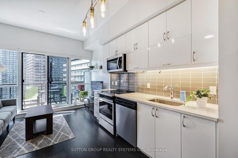Photo 12 at 1604 - 39 Annie Craig Drive, Mimico, Toronto