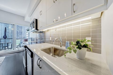 Photo 13 at 1604 - 39 Annie Craig Drive, Mimico, Toronto