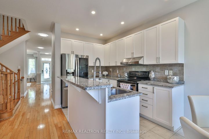 Photo 15 at 55 Stookes Crescent, Jefferson, Richmond Hill